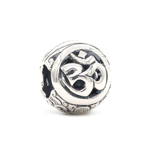 Praan Saying “Om” silver sterling-silver Bead by The Alternative Bead. Your official Praan Retailer from Germany