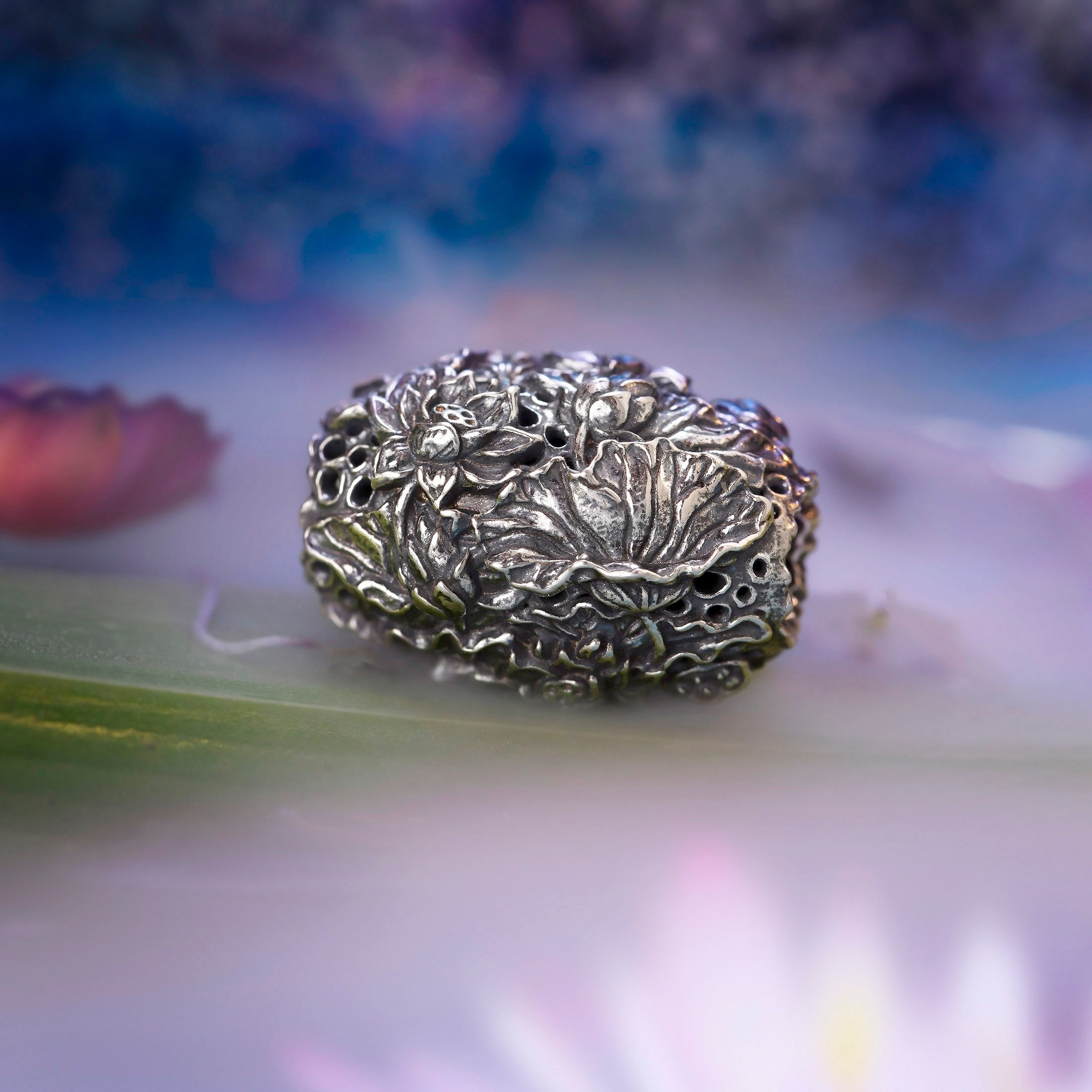 Elfbeads Lotus Barrel silver sterling-silver Bead by The Alternative Bead. Your official Elfbeads Retailer from Germany