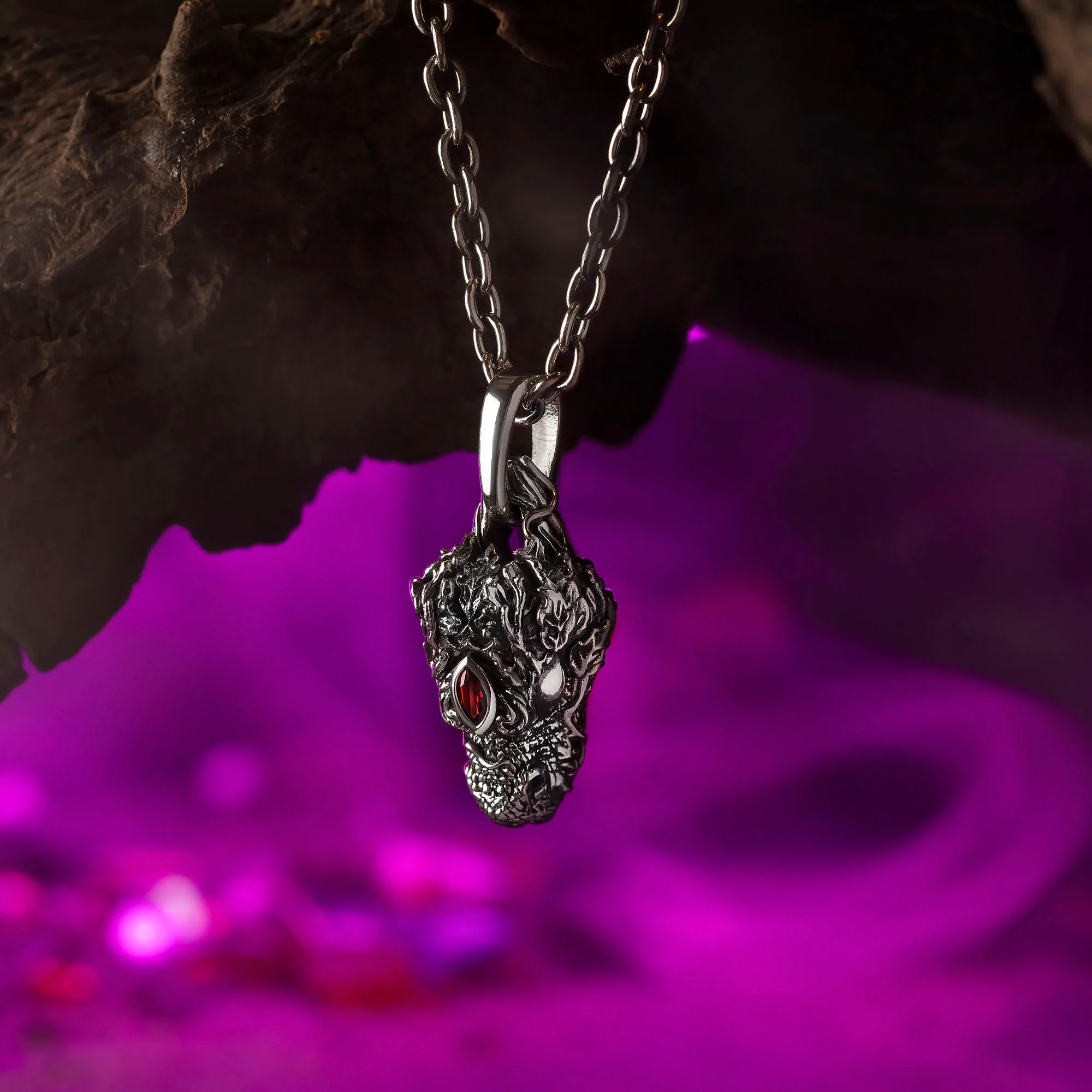 Elfbeads Crystalwood Dragon silver sterling-silver Medallion by The Alternative Bead. Your official Elfbeads Retailer from Germany