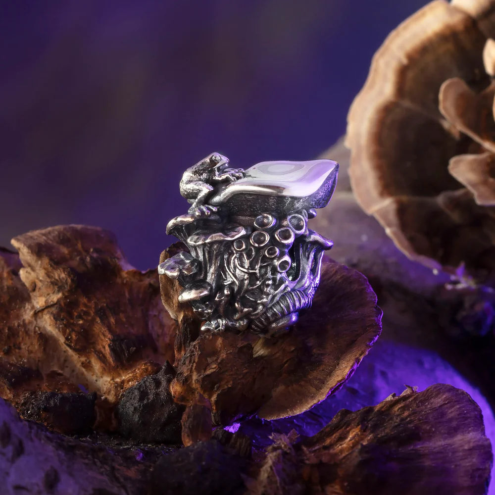 Elfbeads King of Mushrooms silver sterling-silver Bead by The Alternative Bead. Your official Elfbeads Retailer from Germany