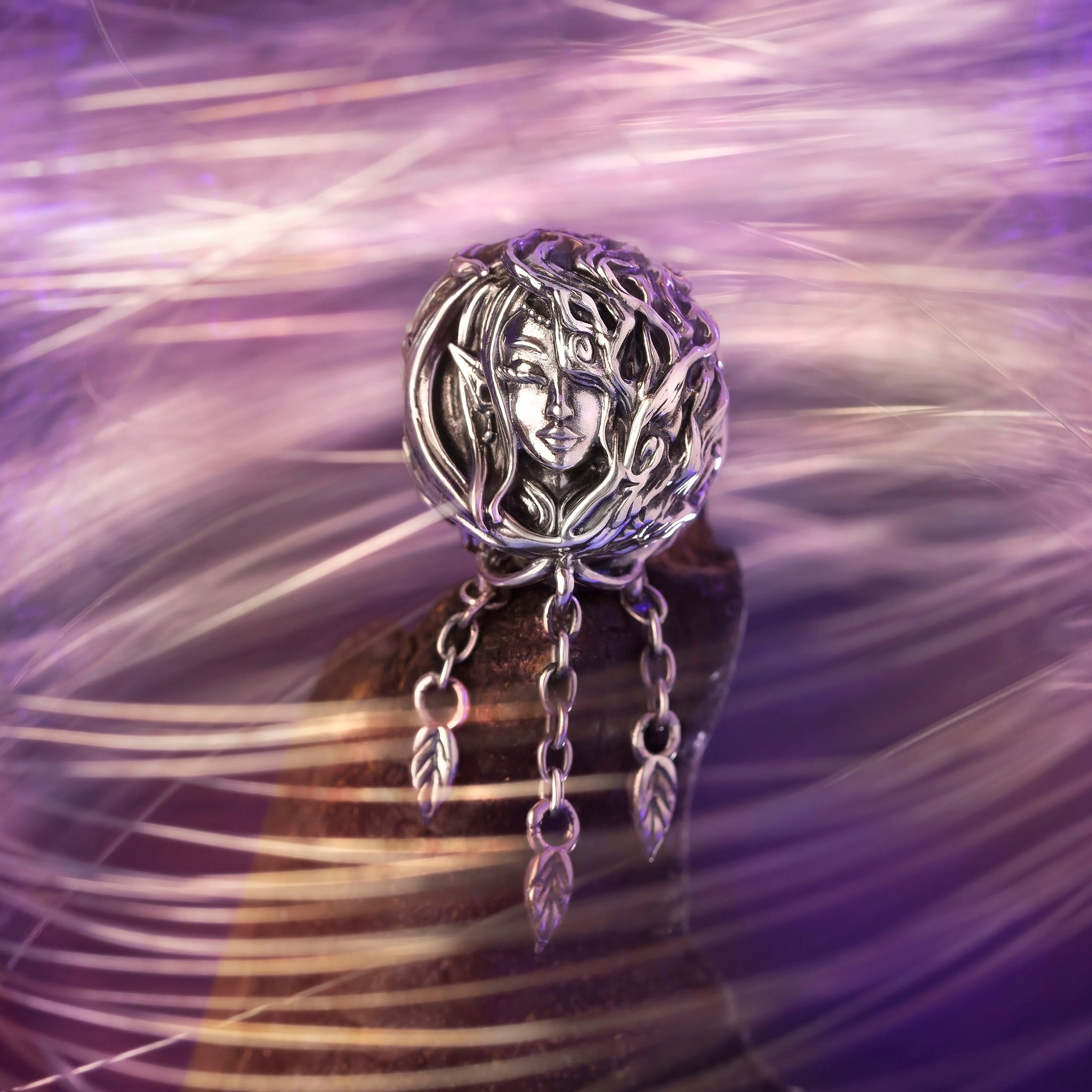 Elfbeads Light Prevails silver sterling-silver Bead by The Alternative Bead. Your official Elfbeads Retailer from Germany