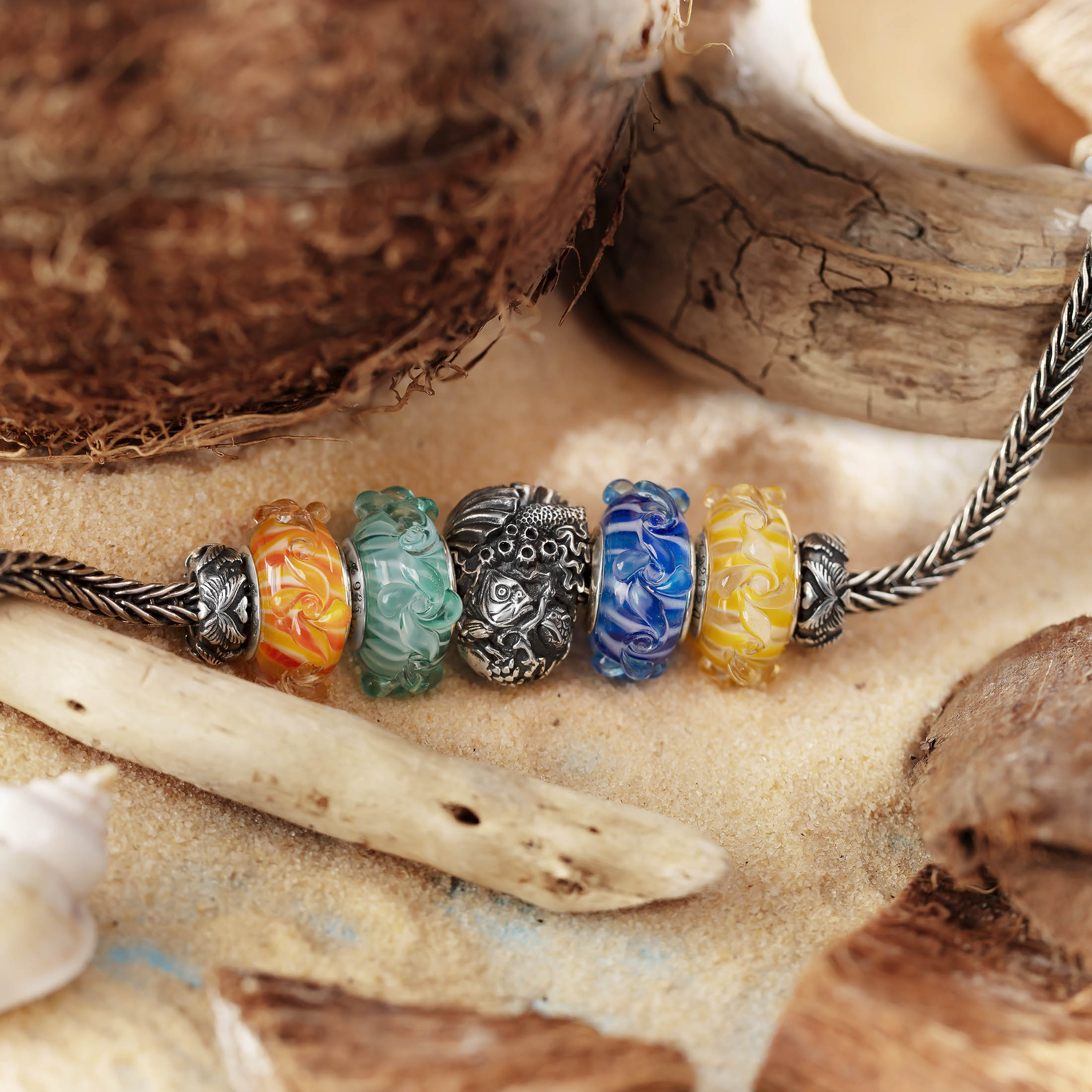 Elfbeads Coral Wave Petals orange; yellow glass Bead by The Alternative Bead. Your official Elfbeads Retailer from Germany