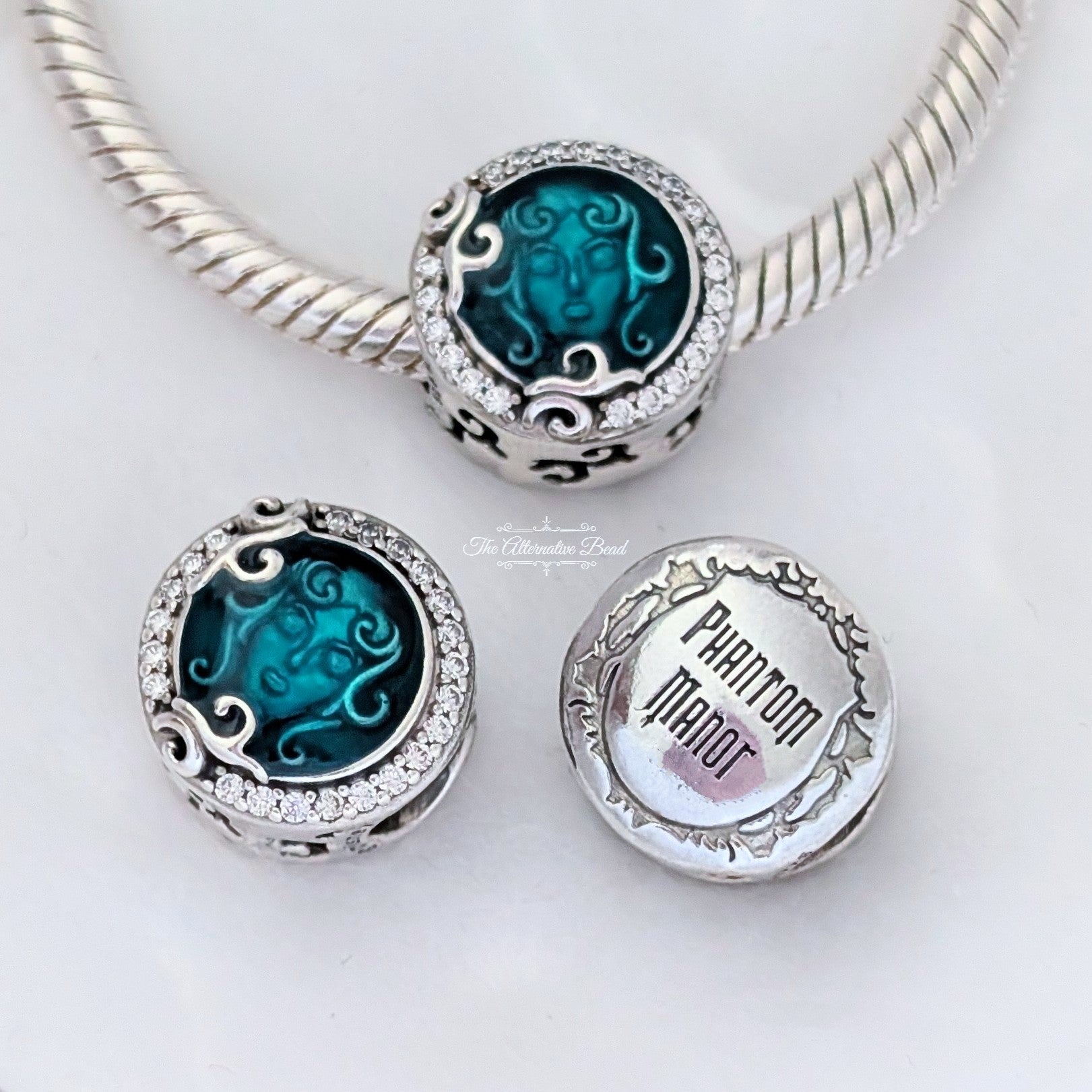 Disney x Pandora The Haunted Mansion Madame Leota silver and blue sterling-silver Bead by The Alternative Bead. Your official Disney x Pandora Retailer from Germany